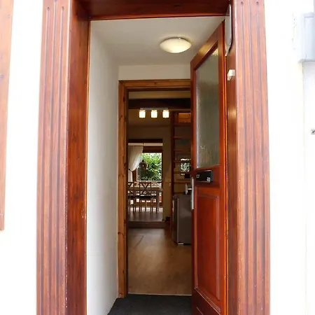 Appartement Ferienhaus-stobenstrasse-de # Terrasse # Parkplatz